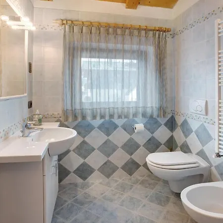 Canoa 4 Apartment Livigno